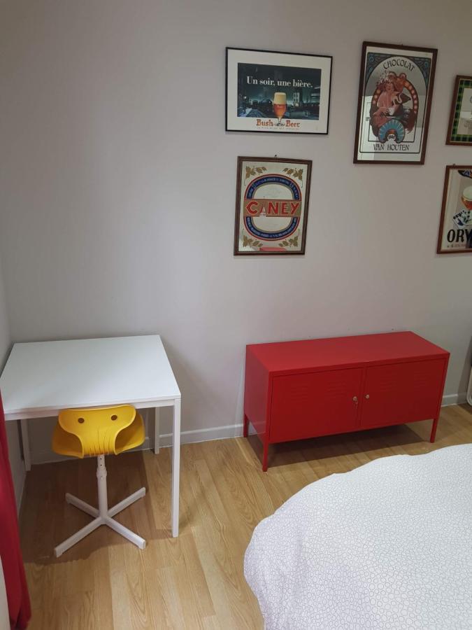Central Yellow Apartment Брюссель Екстер'єр фото